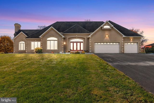 334 ROLLING LN, Abbottstown, PA 17301