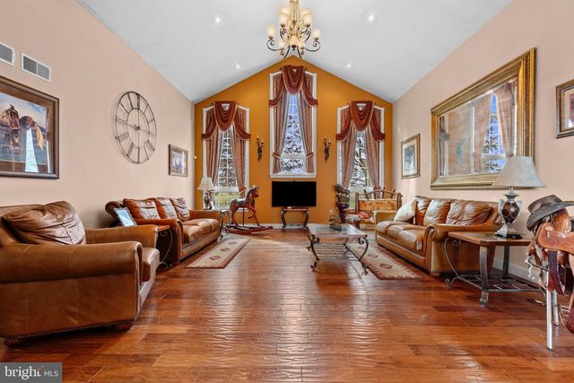 334 ROLLING LN, Abbottstown, PA 17301