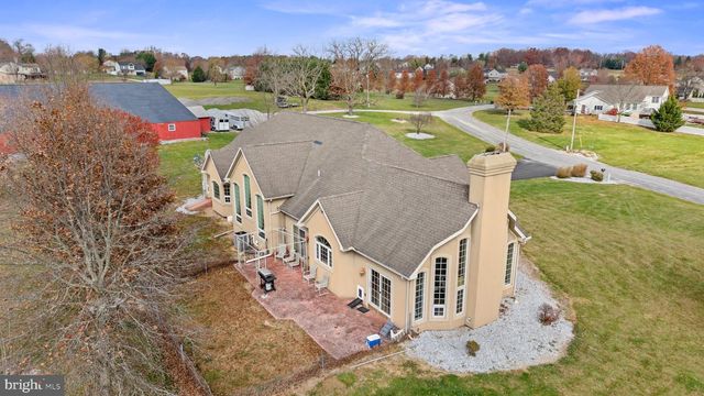 334 ROLLING LN, Abbottstown, PA 17301