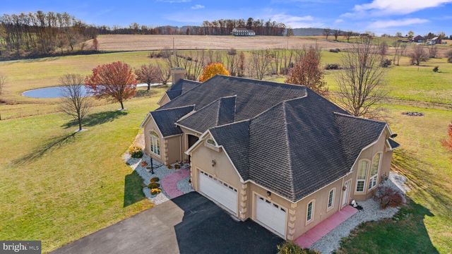 334 ROLLING LN, Abbottstown, PA 17301