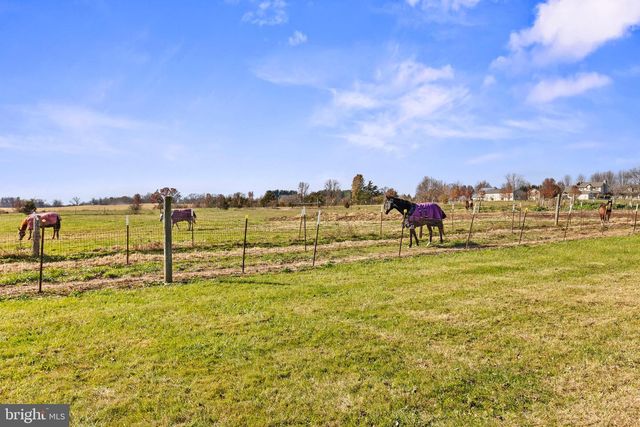 334 ROLLING LN, Abbottstown, PA 17301