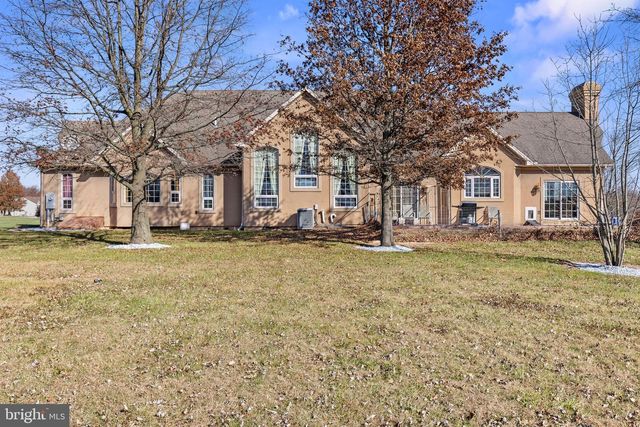 334 ROLLING LN, Abbottstown, PA 17301