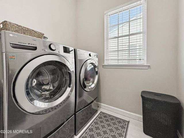 11 Sawgrass Street, Jackson, NJ 08527