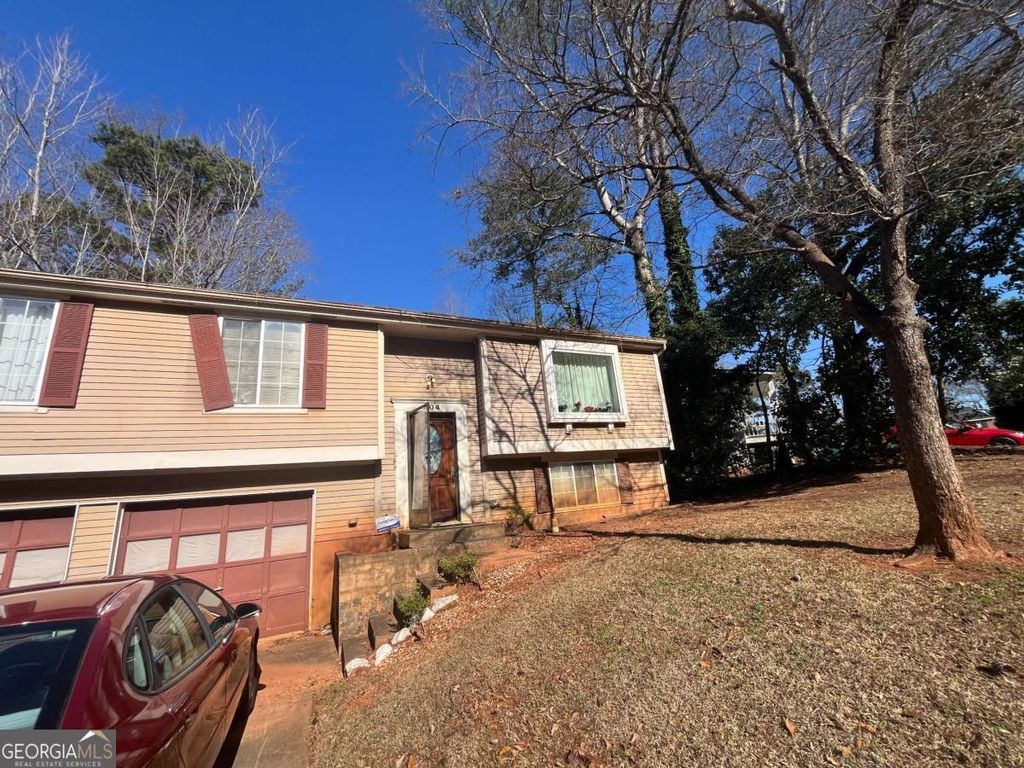 504 Village Square Court, Stone Mountain, GA 30083