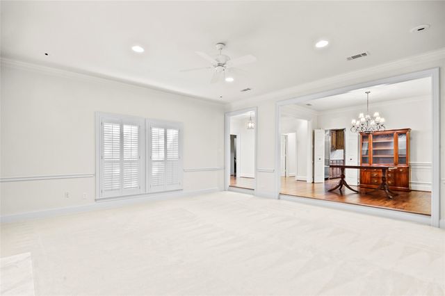 7247 Lane Park Drive, Dallas, TX 75225