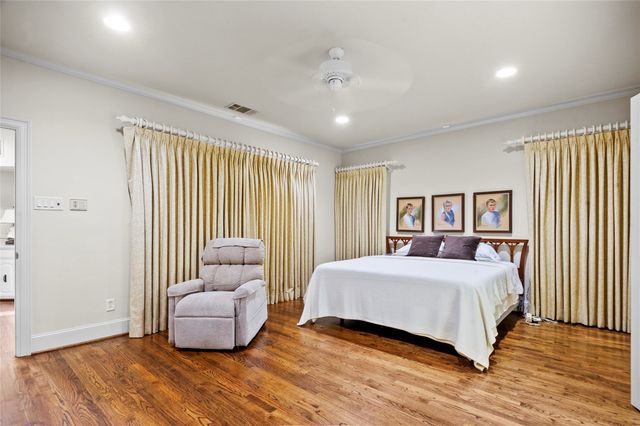 7247 Lane Park Drive, Dallas, TX 75225