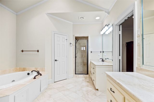 7247 Lane Park Drive, Dallas, TX 75225