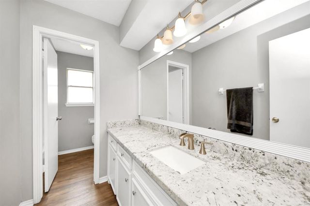 619 Shenandoah Drive, Shenandoah, TX 77381