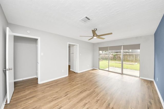 619 Shenandoah Drive, Shenandoah, TX 77381