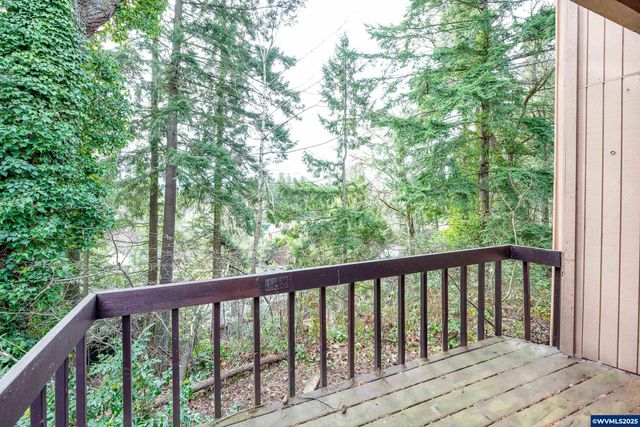 283 McNary Heights Dr, Keizer, OR 97303