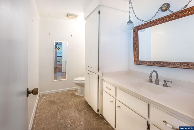 283 McNary Heights Dr, Keizer, OR 97303