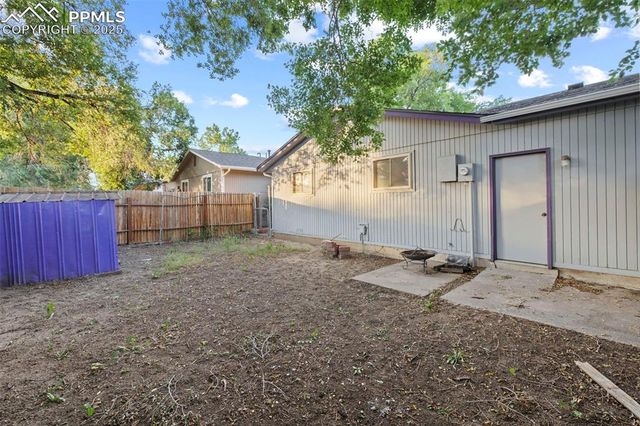 1869 Monterey Road, Colorado Springs, CO 80910