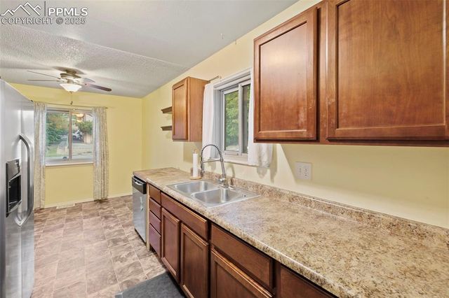 1869 Monterey Road, Colorado Springs, CO 80910