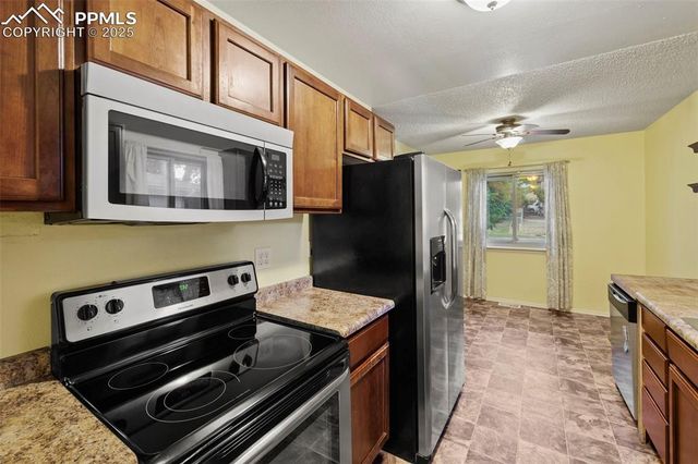 1869 Monterey Road, Colorado Springs, CO 80910