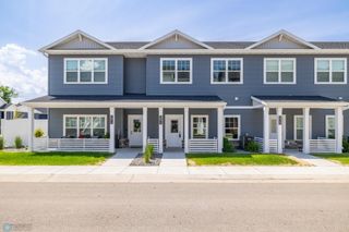 5871 41 Street S, Fargo, ND 58104