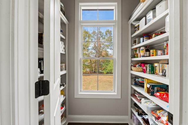 1919 Tudor Loop, Benton, AR 72019