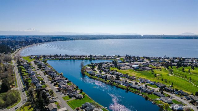8252 Cowichan Road, Blaine, WA 98230
