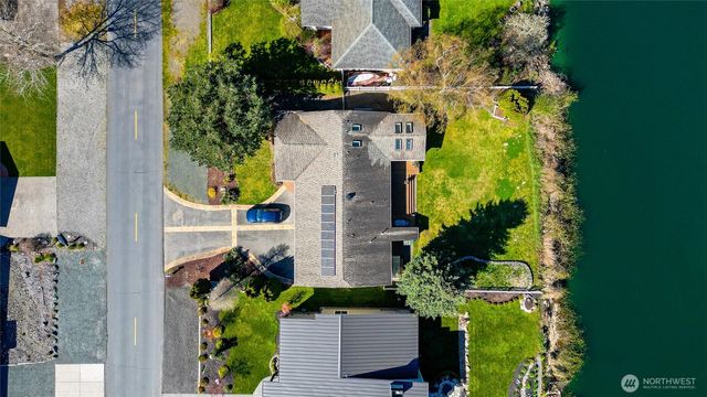 8252 Cowichan Road, Blaine, WA 98230
