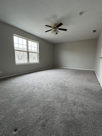 309 Springbrook Trail, Oswego, IL 60543