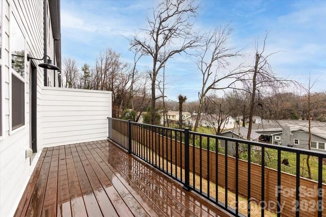 8022 Cedarsmith Court, Charlotte, NC 28217