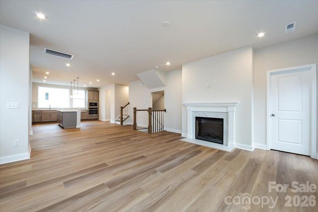 8022 Cedarsmith Court, Charlotte, NC 28217