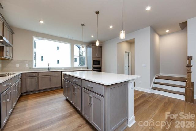 8022 Cedarsmith Court, Charlotte, NC 28217