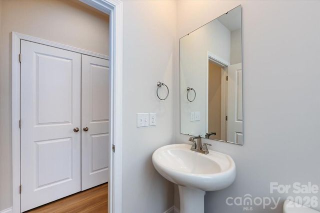 8022 Cedarsmith Court, Charlotte, NC 28217