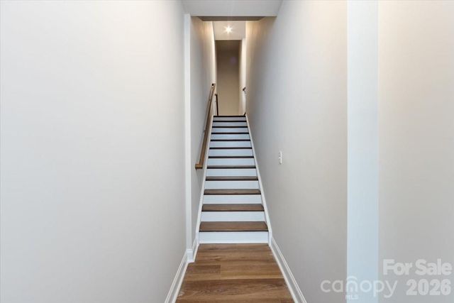 8022 Cedarsmith Court, Charlotte, NC 28217