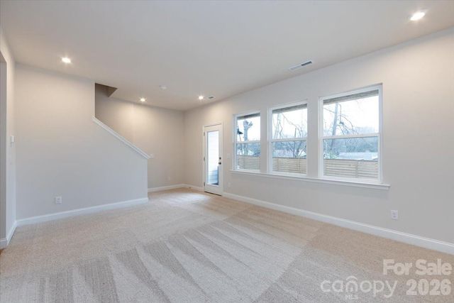 8022 Cedarsmith Court, Charlotte, NC 28217