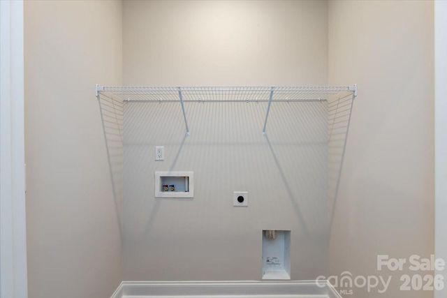 8022 Cedarsmith Court, Charlotte, NC 28217