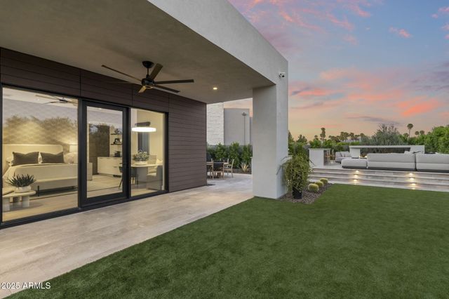 6913 N Joshua Tree Court, Paradise Valley, AZ 85253