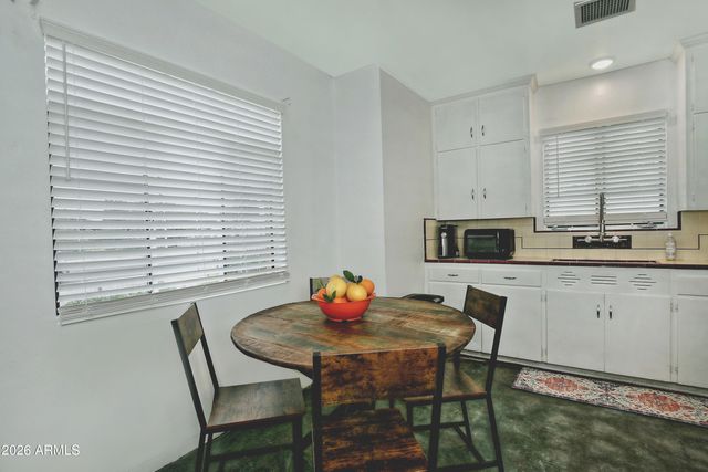 1919 W Earll Drive 1, Phoenix, AZ 85015