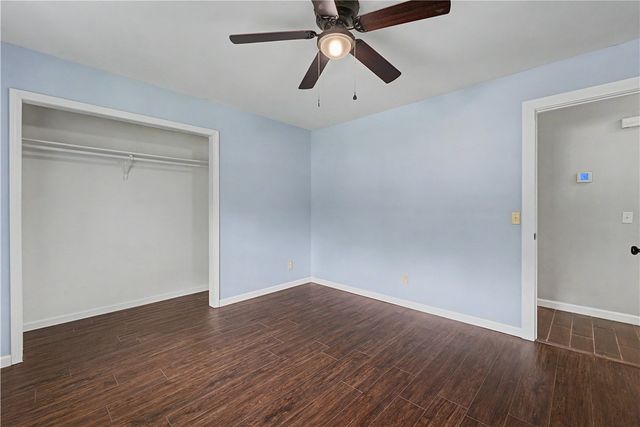 1001 N Dove Drive, Rogers, AR 72756
