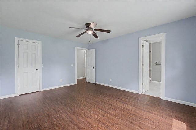 1001 N Dove Drive, Rogers, AR 72756