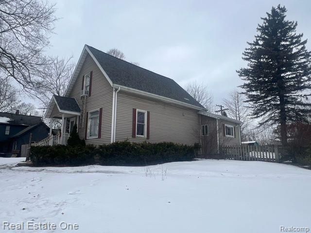 1120 W Oregon Street, Lapeer, MI 48446