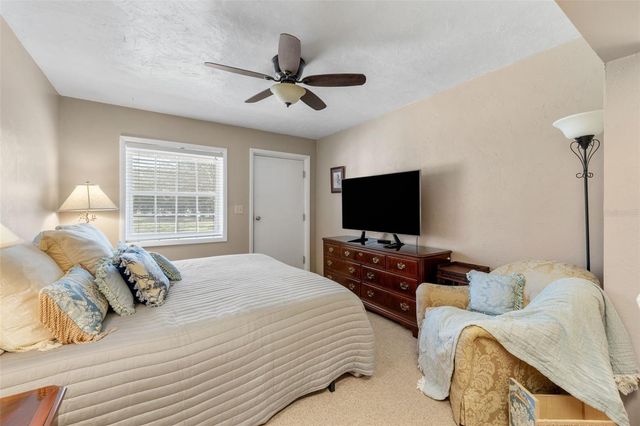 20031 NW COUNTY ROAD 236, High Springs, FL 32643