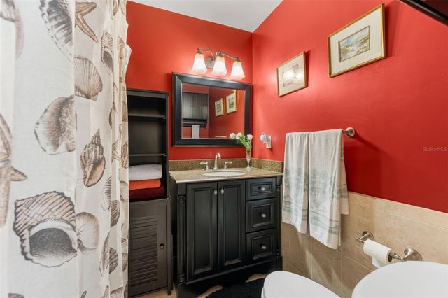 20031 NW COUNTY ROAD 236, High Springs, FL 32643