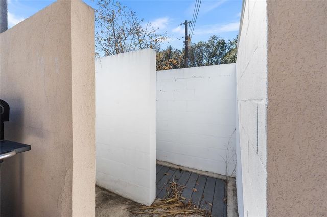 20031 NW COUNTY ROAD 236, High Springs, FL 32643