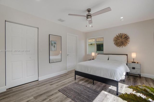 20560 NW 17th Ave, Miami Gardens, FL 33056