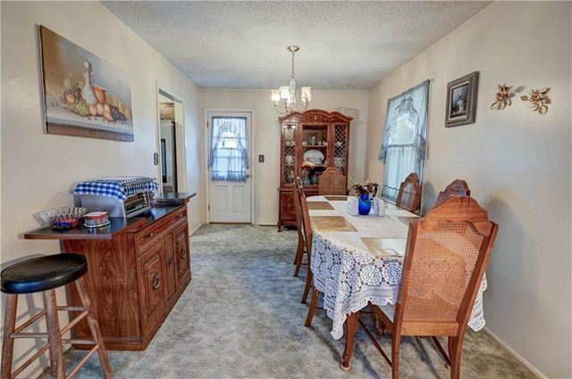 11804 Fuller Avenue, Kansas City, MO 64134