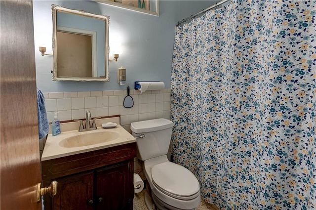 11804 Fuller Avenue, Kansas City, MO 64134