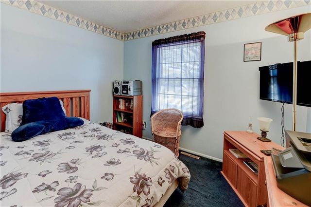 11804 Fuller Avenue, Kansas City, MO 64134