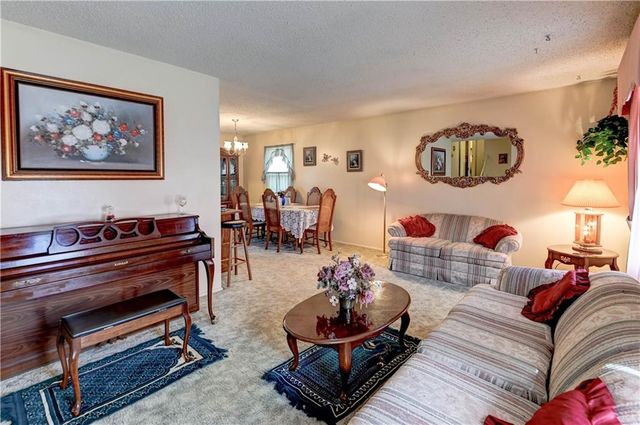 11804 Fuller Avenue, Kansas City, MO 64134