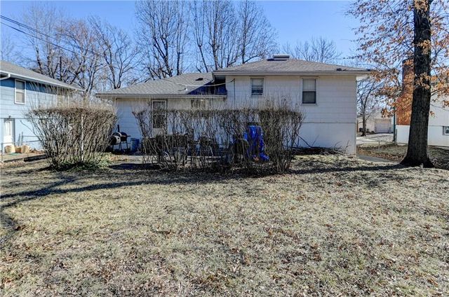 11804 Fuller Avenue, Kansas City, MO 64134