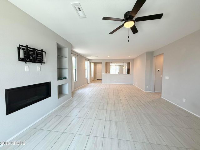 7043 W MAYA Way, Peoria, AZ 85383