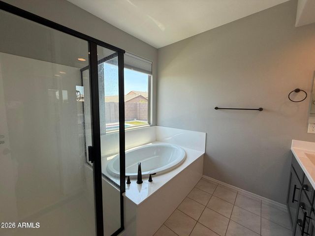 7043 W MAYA Way, Peoria, AZ 85383