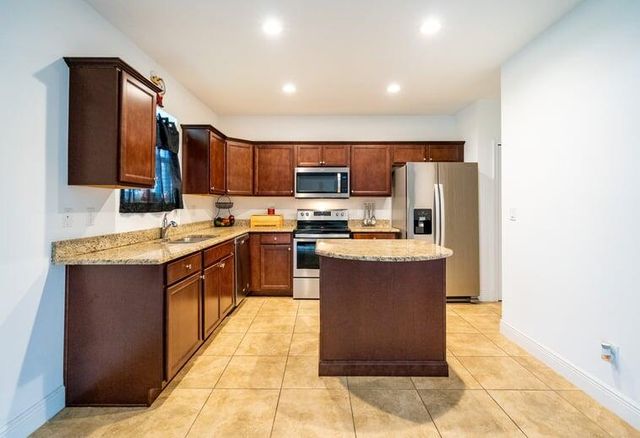 416 Seafoam Circle, Fort Pierce, FL 34945