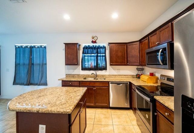 416 Seafoam Circle, Fort Pierce, FL 34945