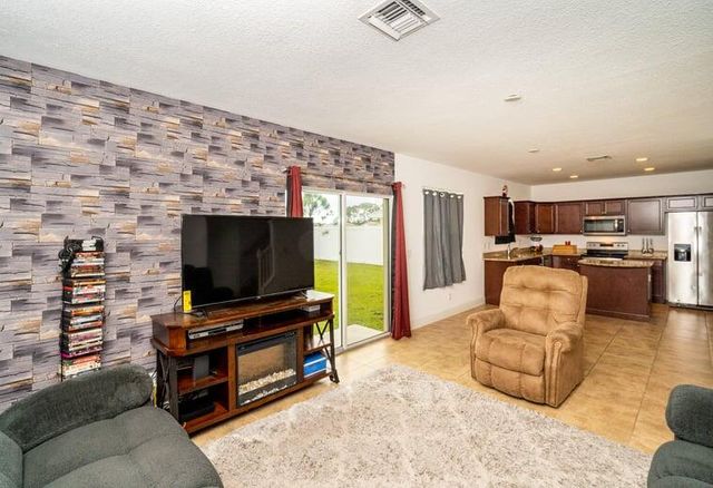 416 Seafoam Circle, Fort Pierce, FL 34945