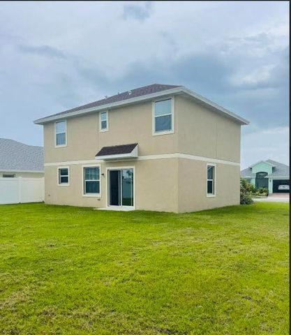 416 Seafoam Circle, Fort Pierce, FL 34945